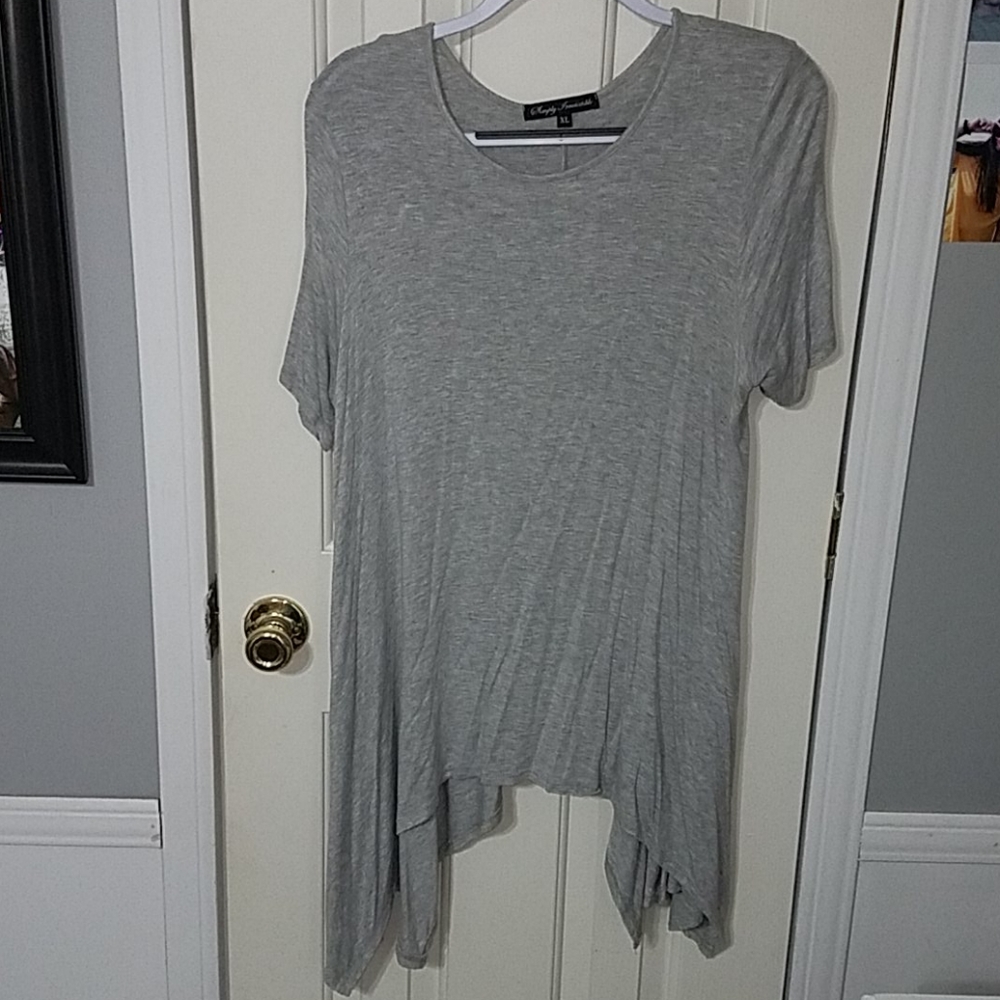 solid gray tee